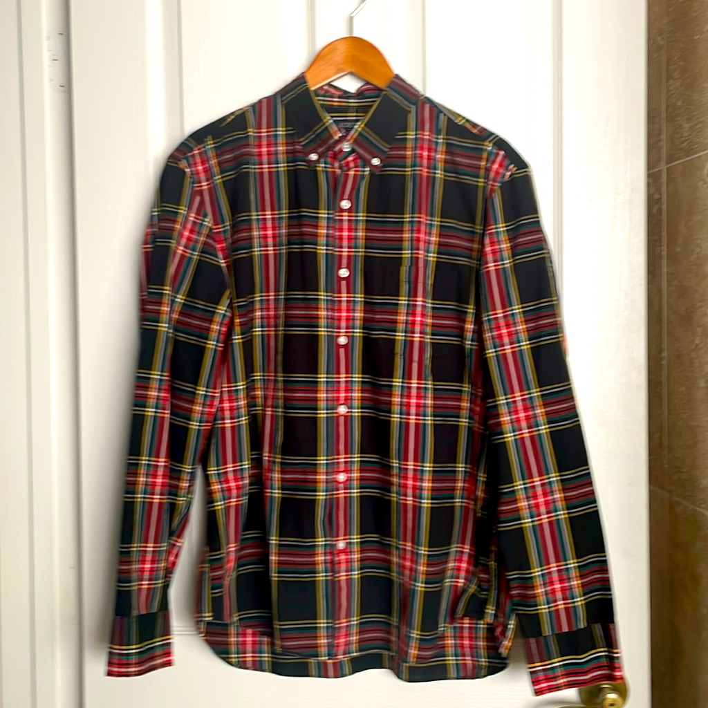 J Crew - Flex Washed, Casual Button Down Shirt.